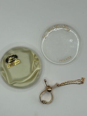 Abon 14K Gold Plated Glove Ring